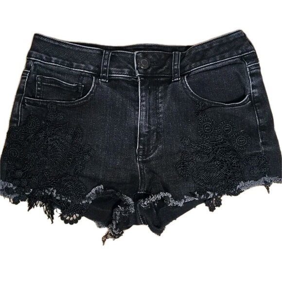 American Eagle Women's Sz 4 Super Stretch Crochet Cut Off Shorts Y2K Distressed - Picture 2 of 3